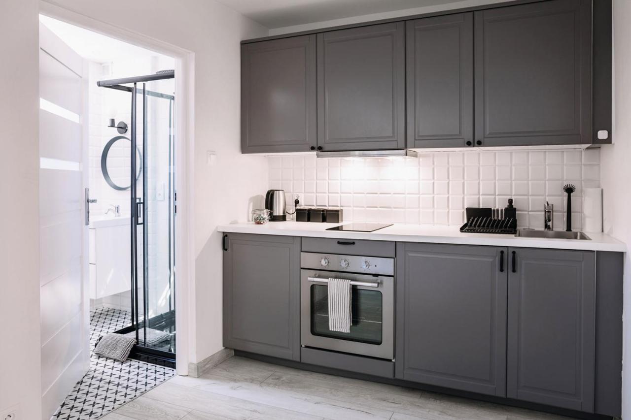 Kawalerka Na Starym Rynku Apartment Torun Bagian luar foto